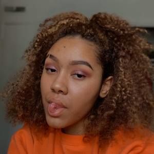 Meet your Posher, Dashia